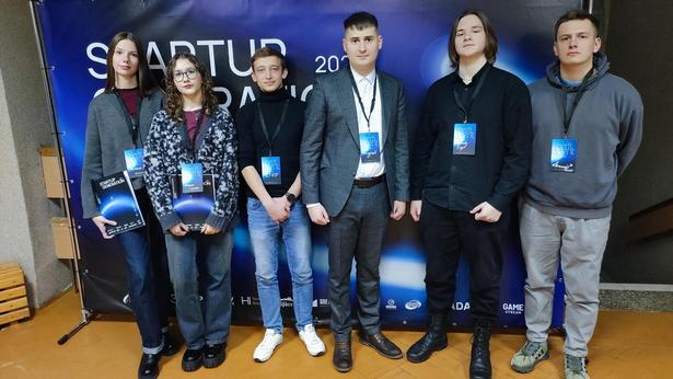 img_20251128_173232.jpg img_20251128_173232.jpg