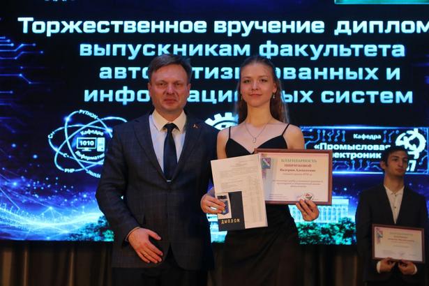 img_7977.jpg img_7977.jpg
