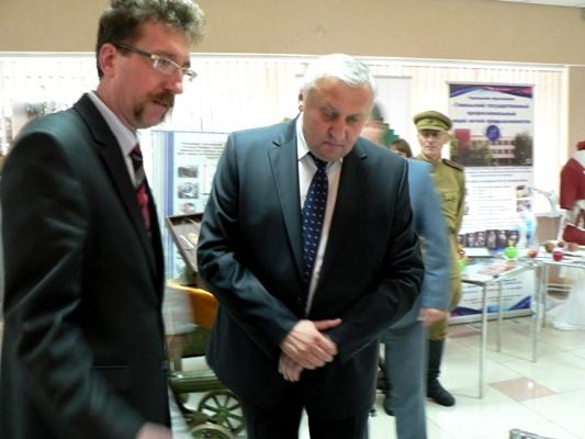Сотрудники и студенты ФАИС встретились с губернатором Гомельской области