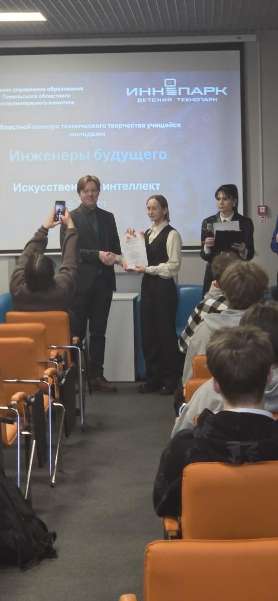 f1_26_26.jpg f1_26_26.jpg